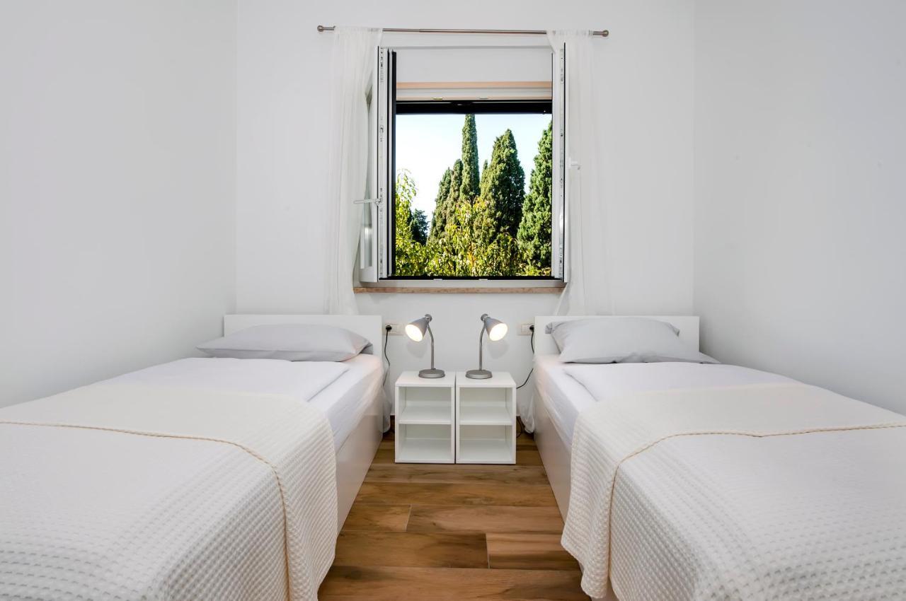 Apartmani Brajkovic Ρόβινι Εξωτερικό φωτογραφία